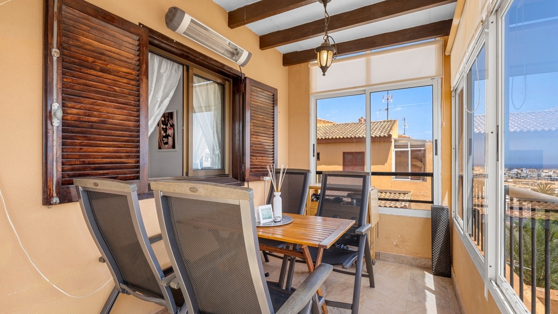 Återförsäljning - Lägenhet - Torrevieja - Torrevieja Centro