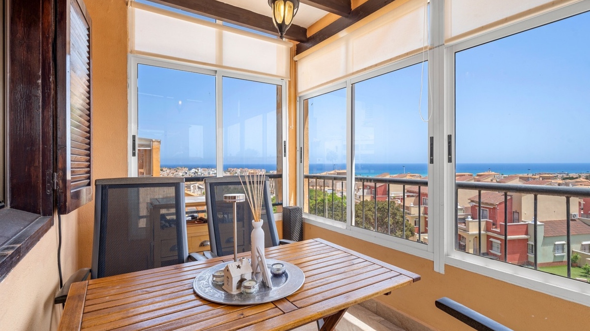 Återförsäljning - Lägenhet - Torrevieja - Torrevieja Centro
