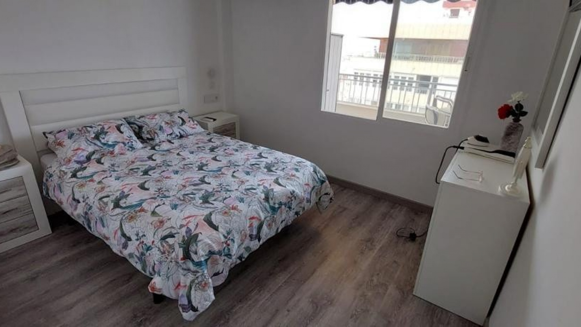 Återförsäljning - Lägenhet - Torrevieja - Torrevieja Centro