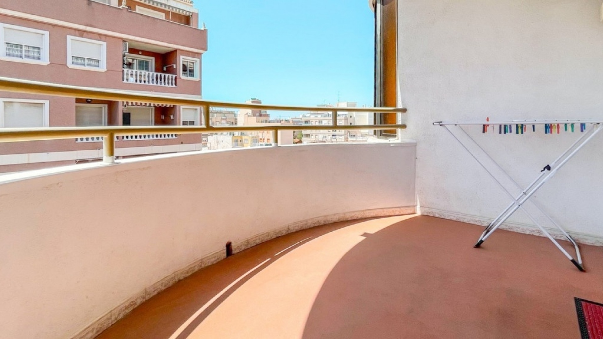 Återförsäljning - Lägenhet - Torrevieja - Torrevieja Centro