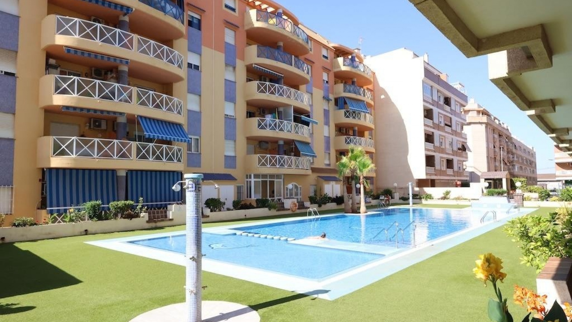 Återförsäljning - Lägenhet - Torrevieja - Torrevieja Centro