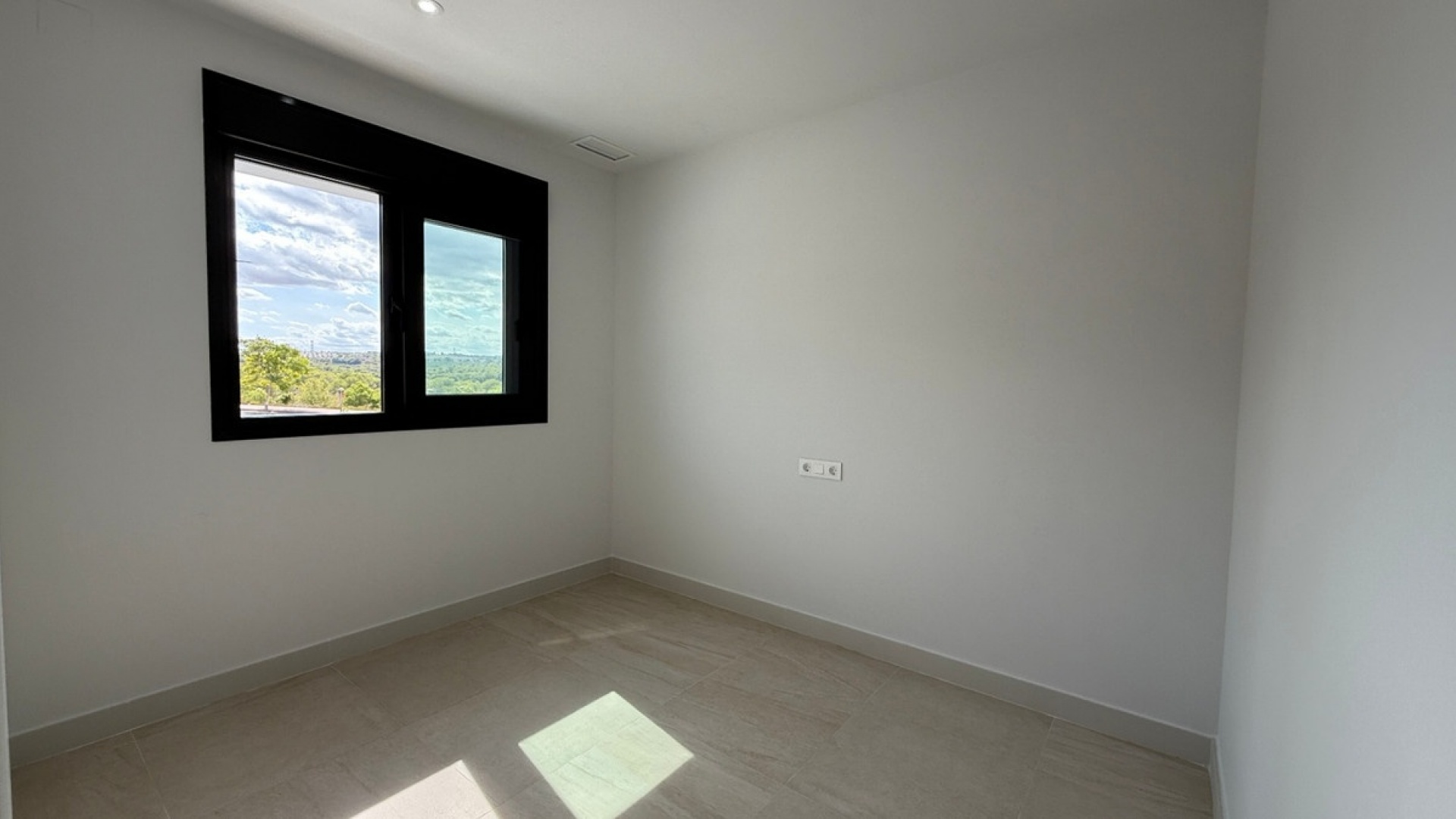 Återförsäljning - Lägenhet - Torrevieja - Torrevieja Centro