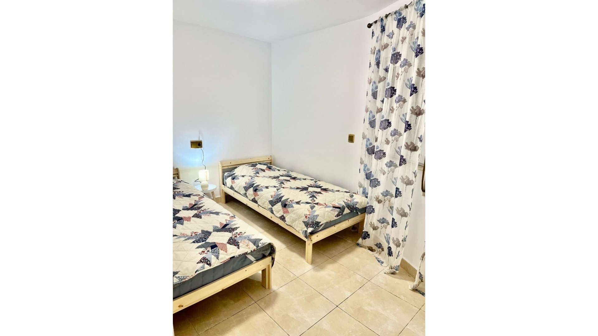 Återförsäljning - Lägenhet - Torrevieja - Torrevieja Centro
