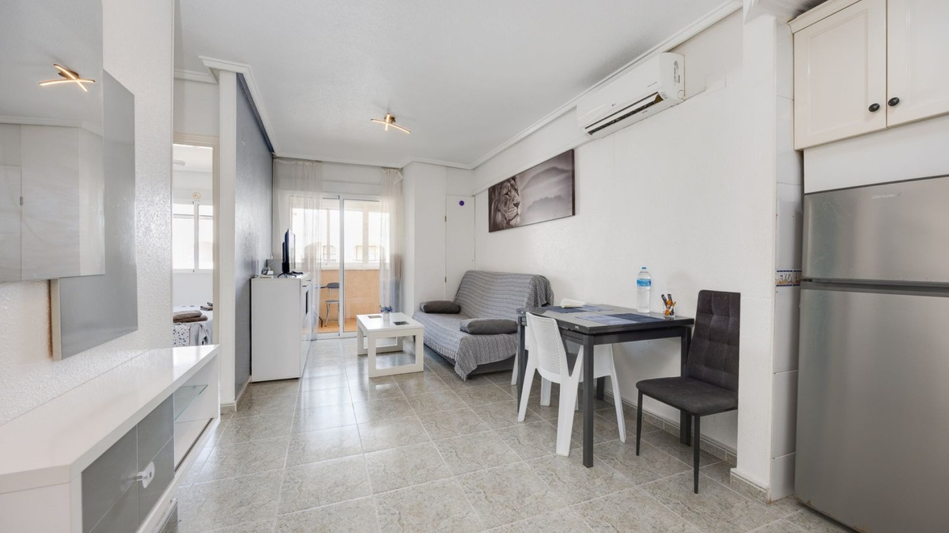 Återförsäljning - Lägenhet - Torrevieja - Torrevieja Centro