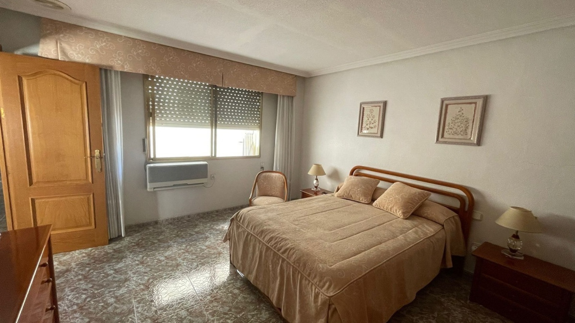 Återförsäljning - Lägenhet - Torrevieja - Torrevieja Centro