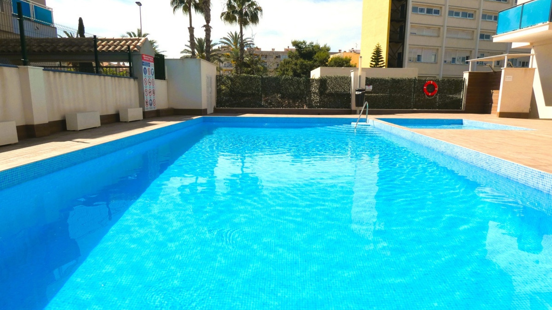 Återförsäljning - Lägenhet - Torrevieja - Torrevieja Centro