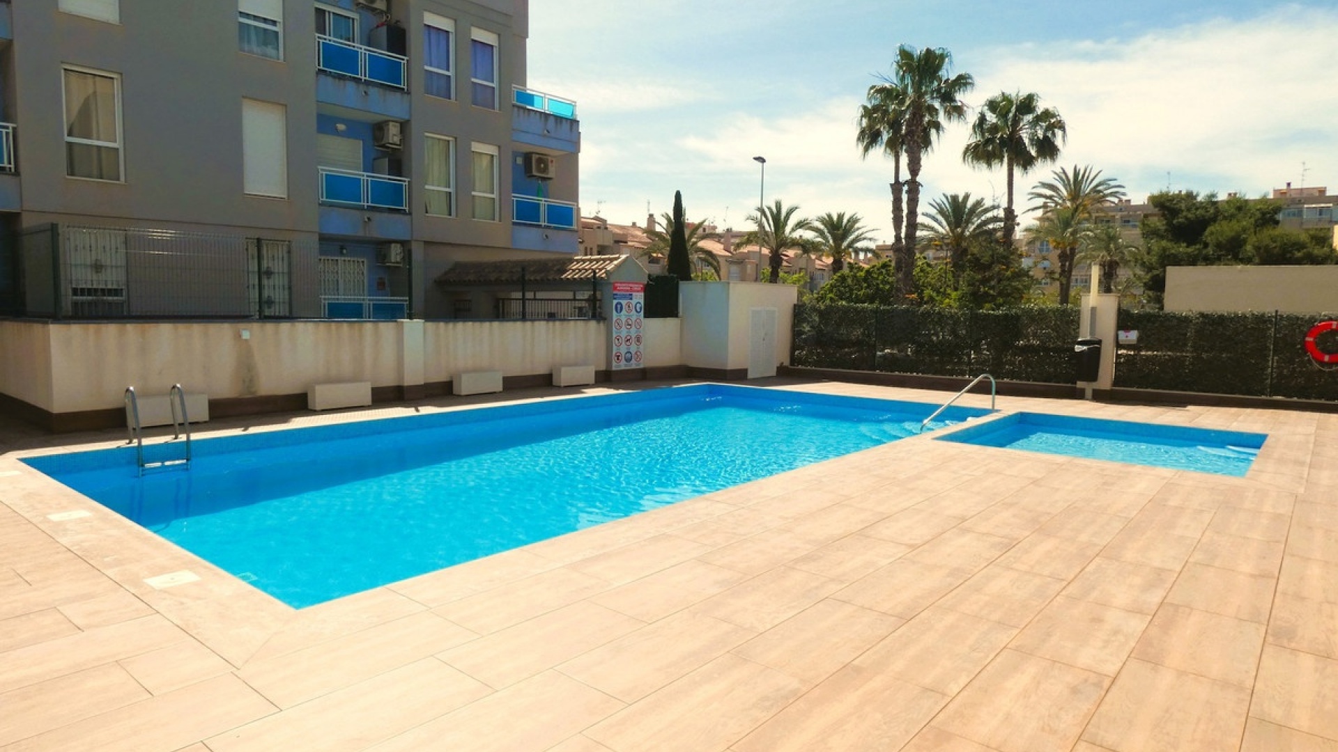 Återförsäljning - Lägenhet - Torrevieja - Torrevieja Centro