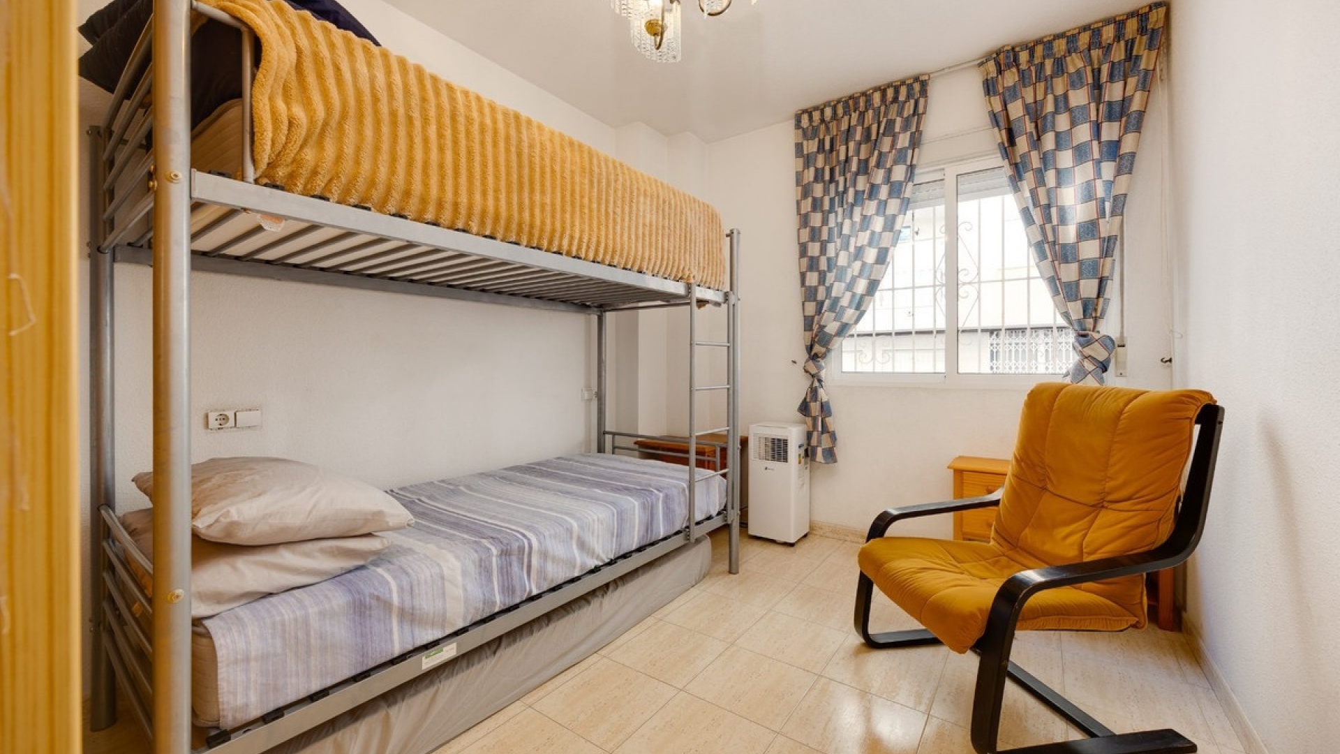 Återförsäljning - Lägenhet - Torrevieja - Torrevieja Centro