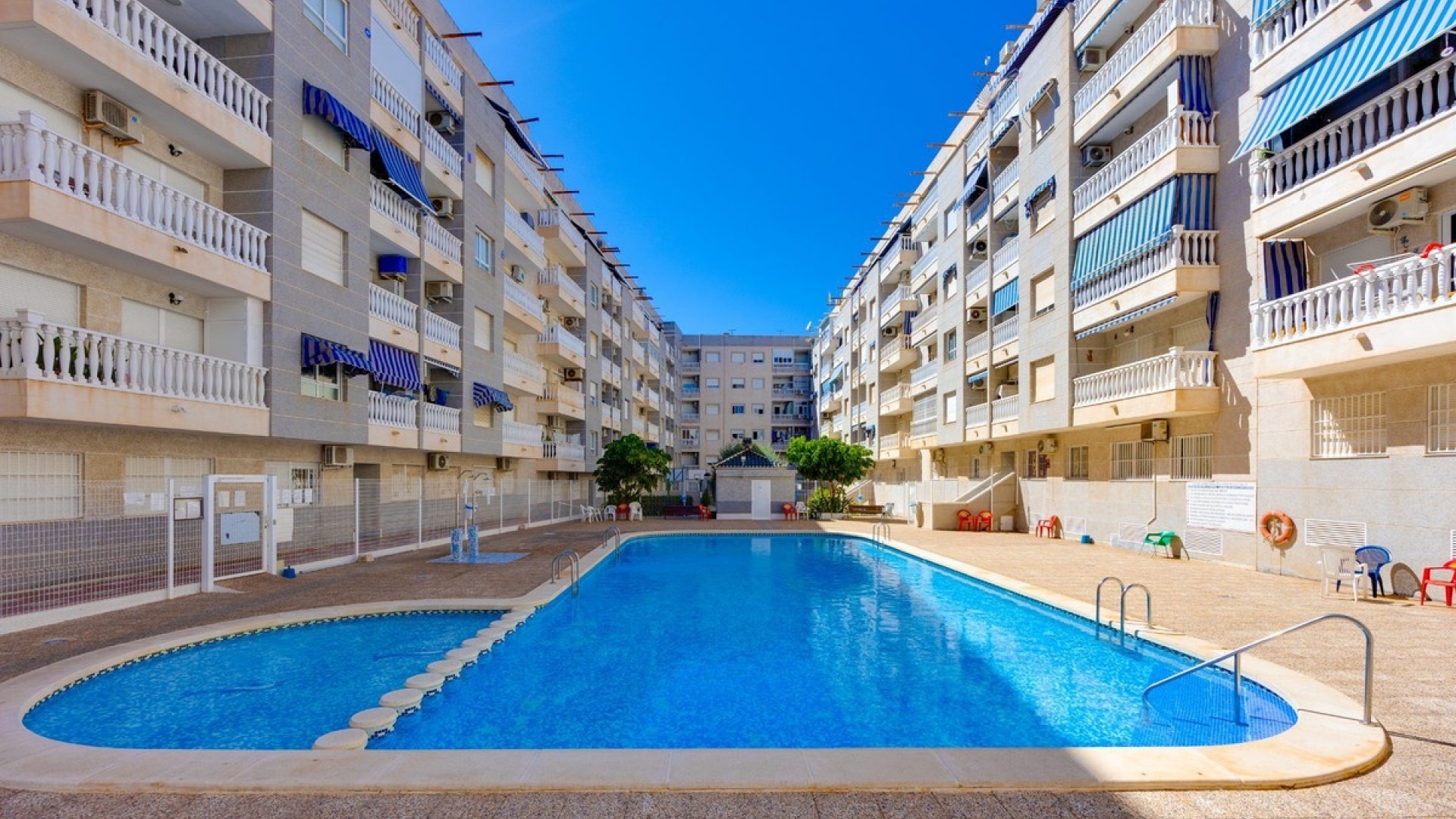 Återförsäljning - Lägenhet - Torrevieja - Torrevieja Centro
