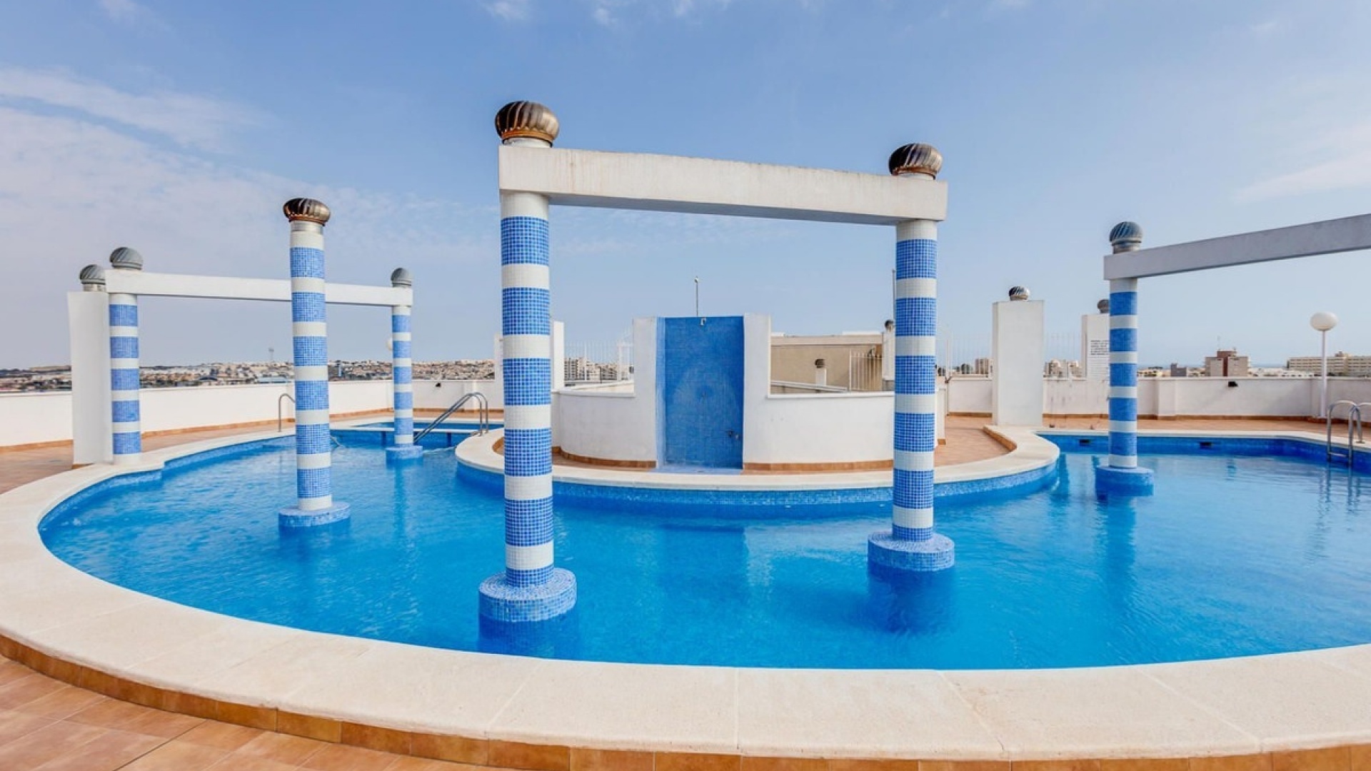 Återförsäljning - Lägenhet - Torrevieja - Torrevieja Centro