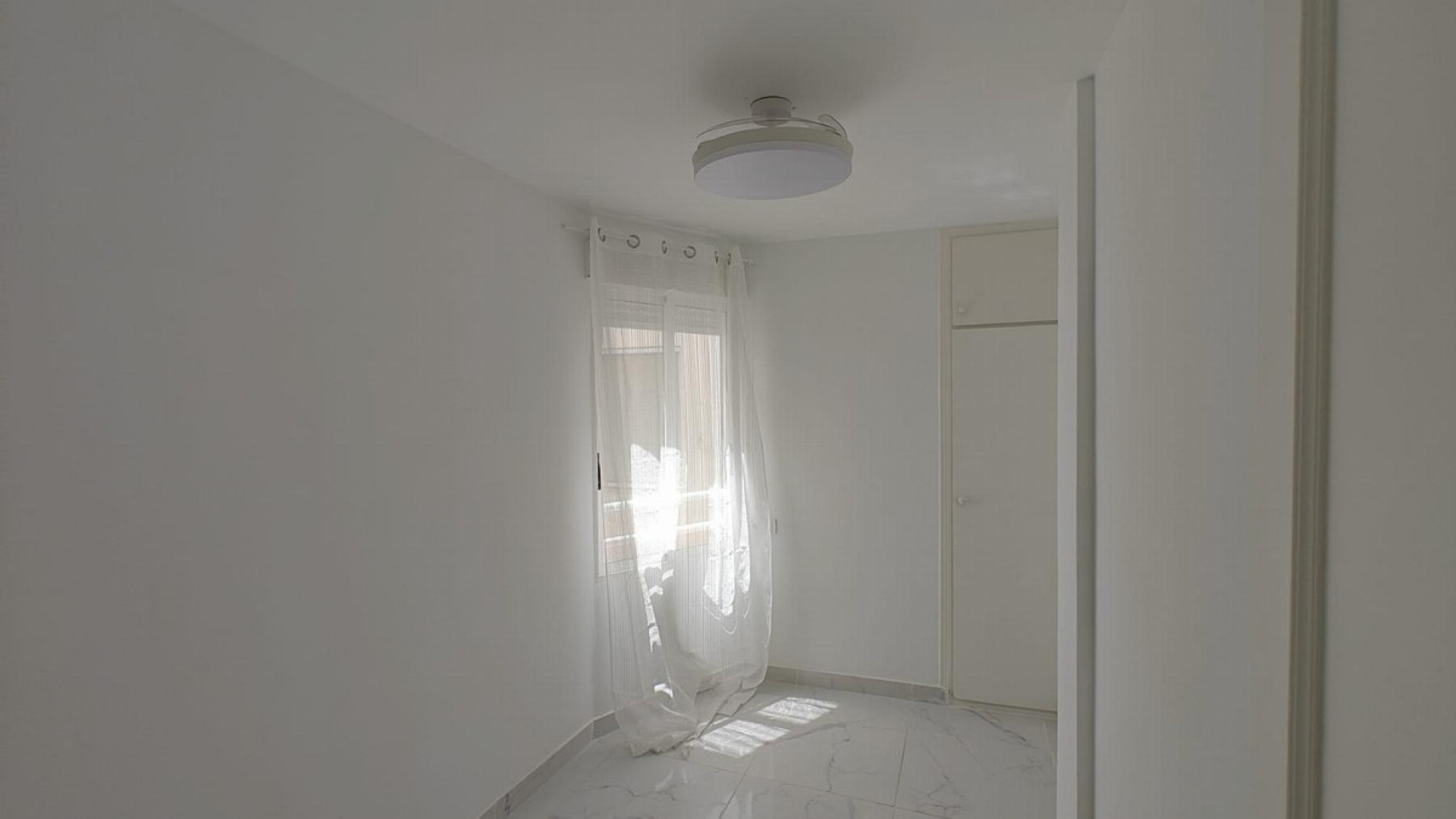 Återförsäljning - Lägenhet - Torrevieja - Torrevieja Centro