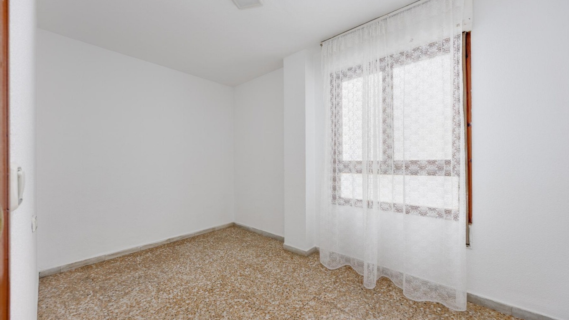 Återförsäljning - Lägenhet - Torrevieja - Torrevieja Centro