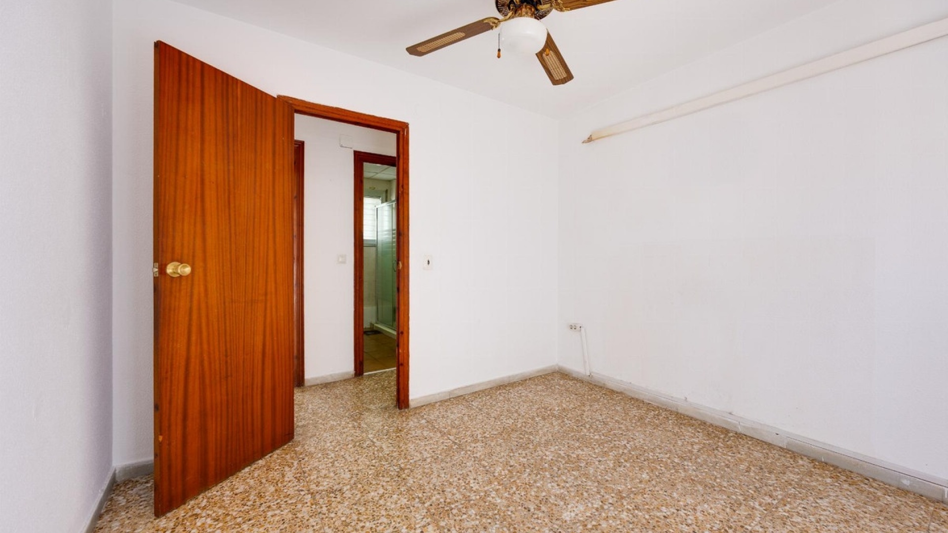 Återförsäljning - Lägenhet - Torrevieja - Torrevieja Centro