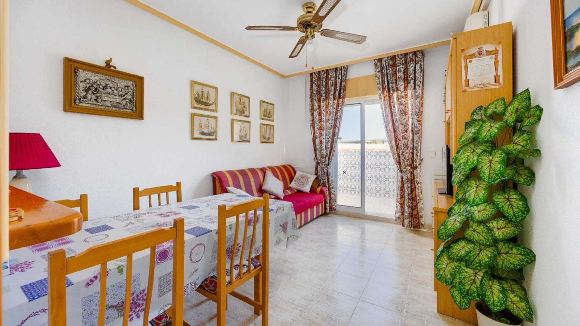 Återförsäljning - Lägenhet - Torrevieja - Torrevieja Centro