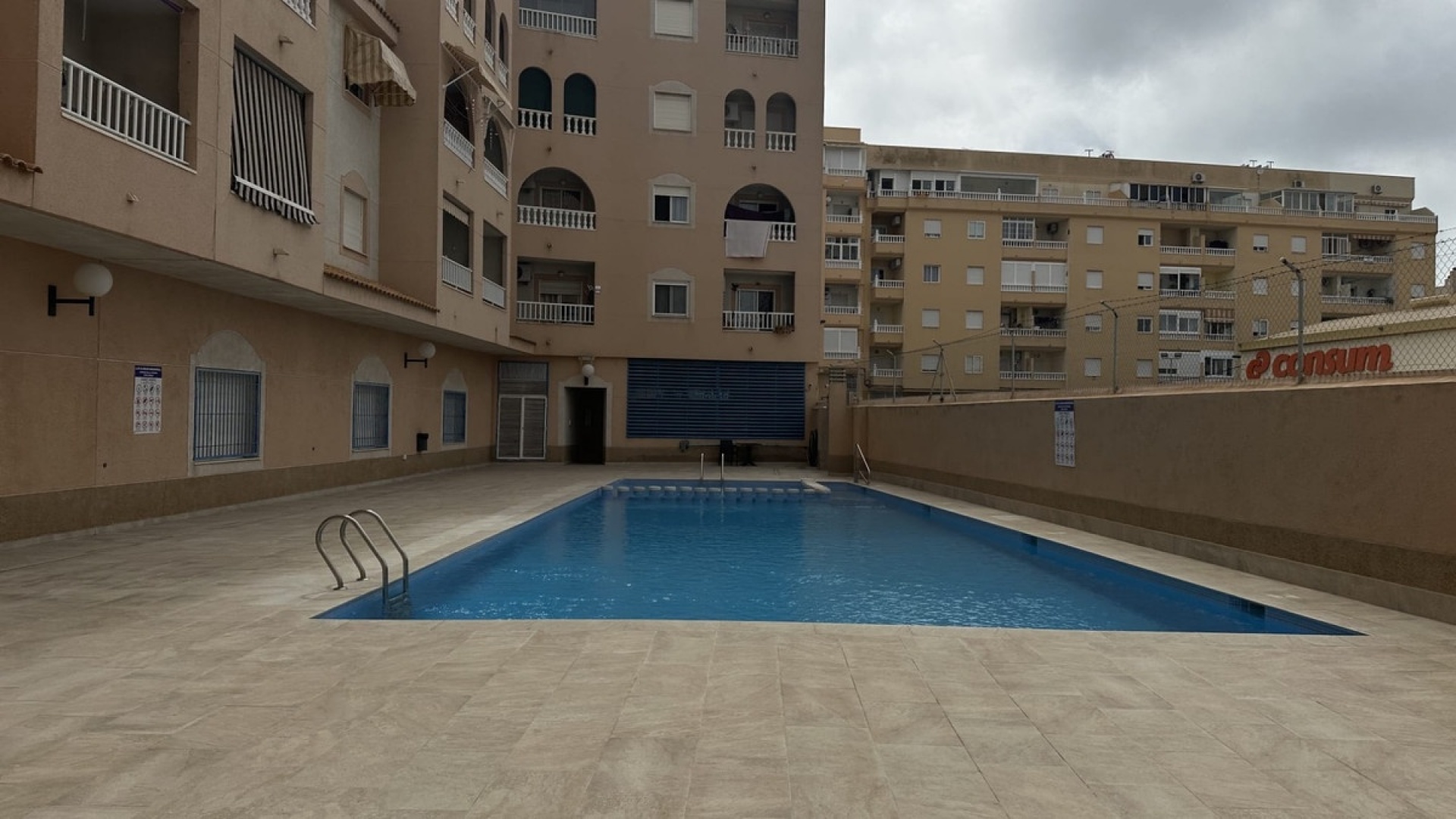Återförsäljning - Lägenhet - Torrevieja - Torrevieja Centro
