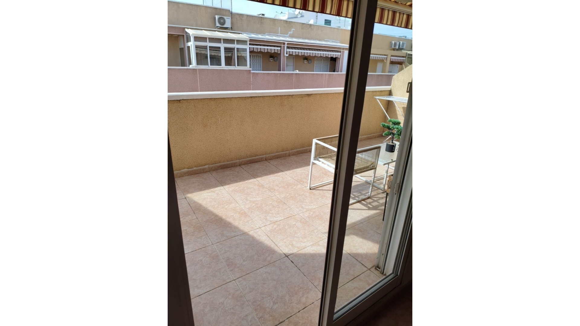 Återförsäljning - Lägenhet - Torrevieja - Torrevieja Centro