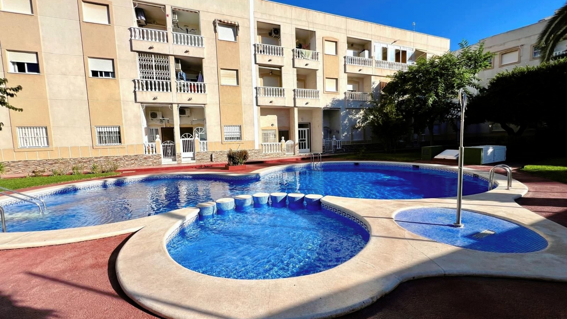 Återförsäljning - Lägenhet - Torrevieja