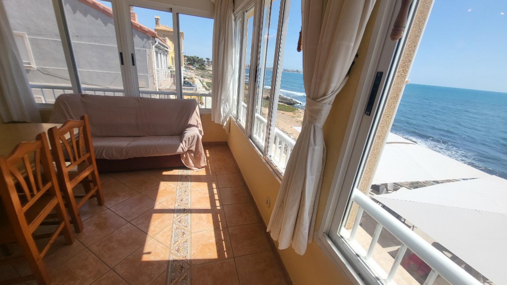 Återförsäljning - Lägenhet - Torrevieja