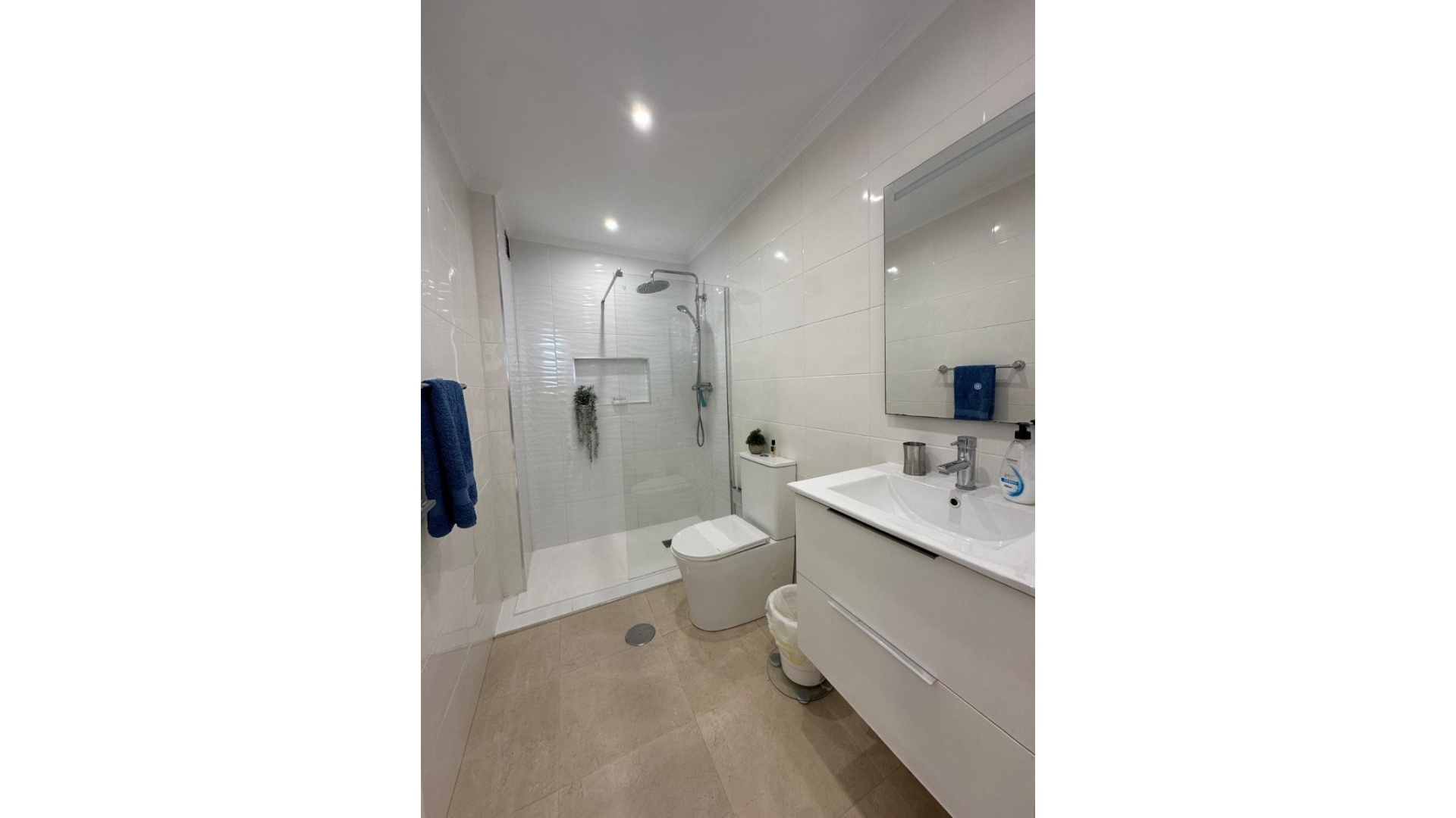 Återförsäljning - Lägenhet - Villamartin - La Fuente