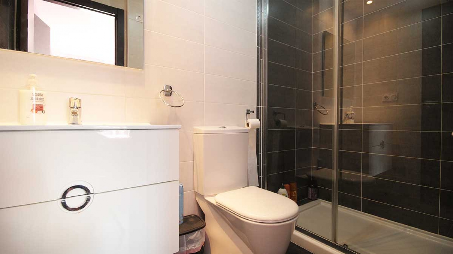 Återförsäljning - Lägenhet - Villamartin - La Fuente