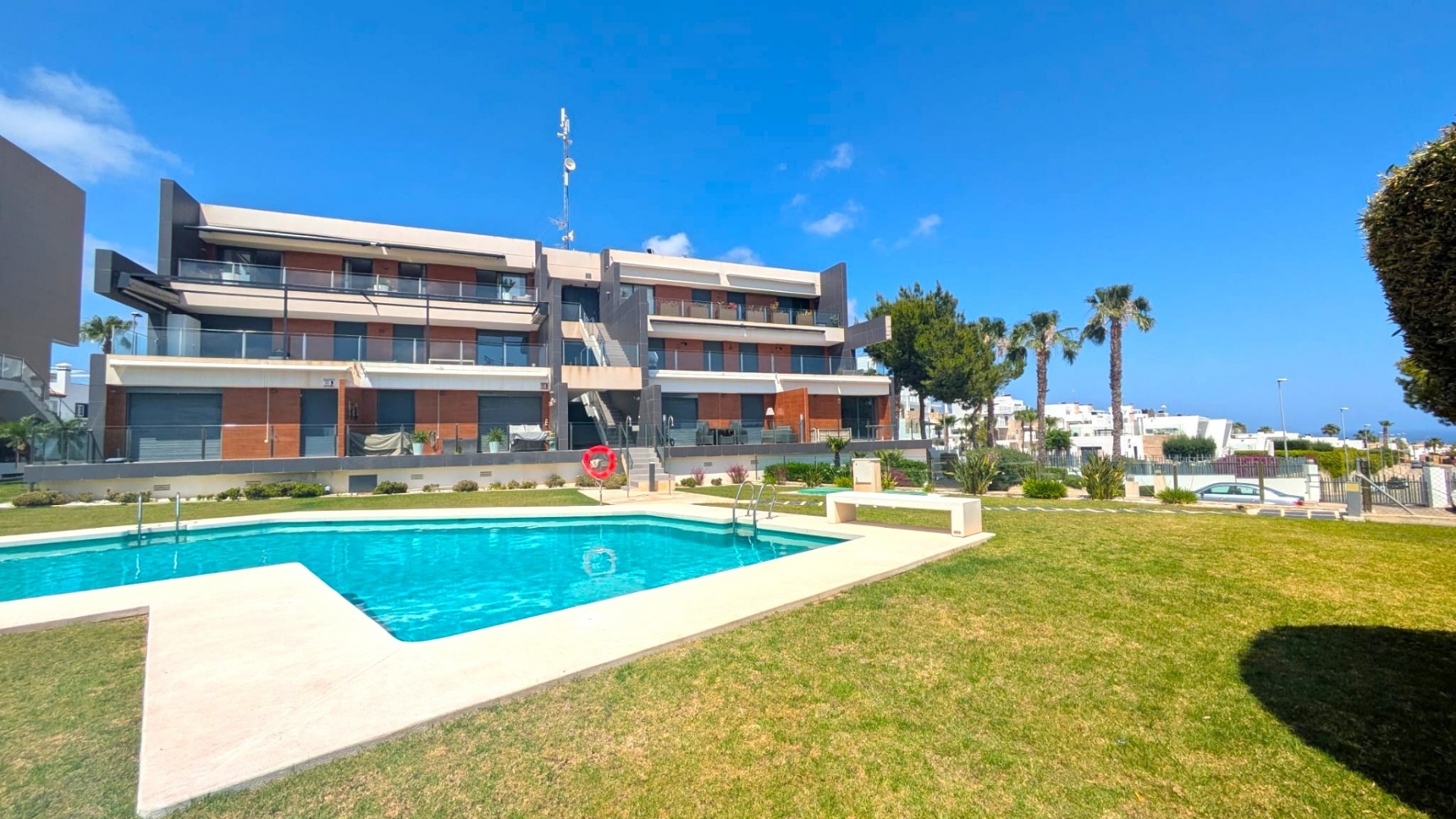 Återförsäljning - Lägenhet - Villamartin - La Fuente