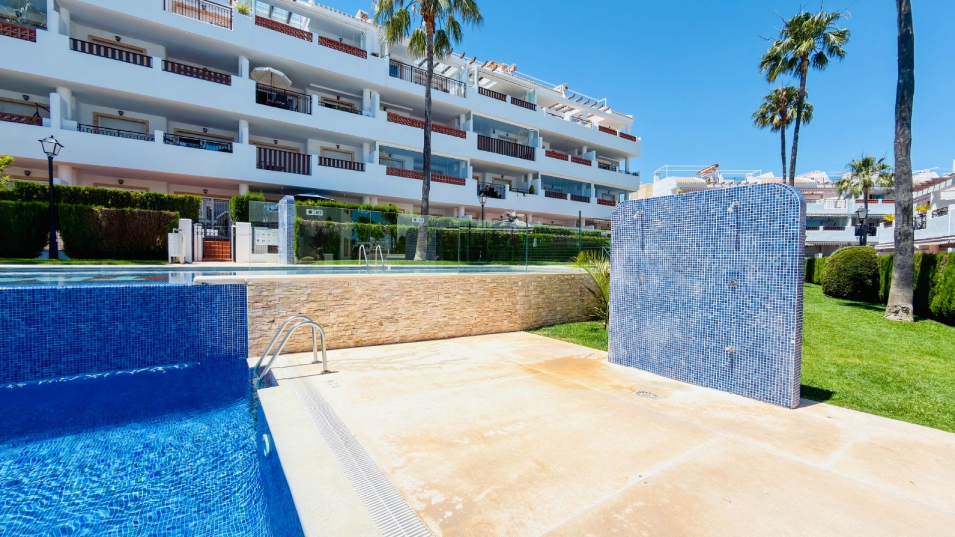 Återförsäljning - Lägenhet - Villamartin - La Fuente