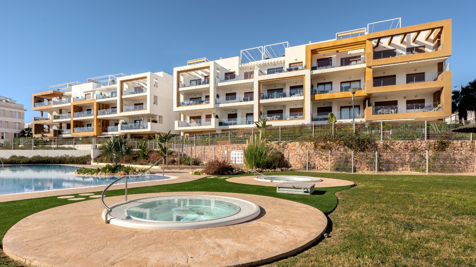 Återförsäljning - Lägenhet - Villamartin - Los Dolses