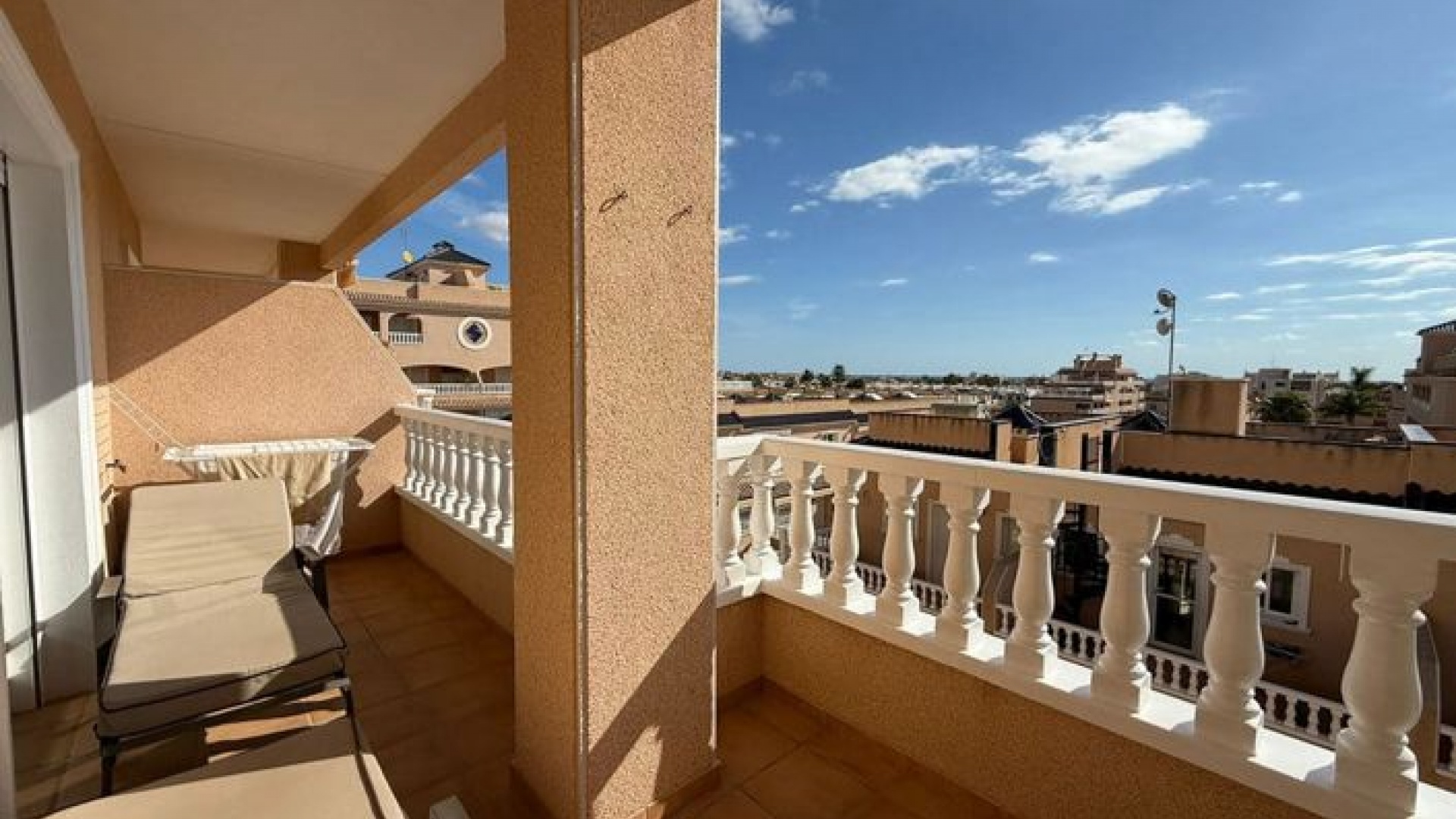 Återförsäljning - Lägenhet - Villamartin - Los Dolses