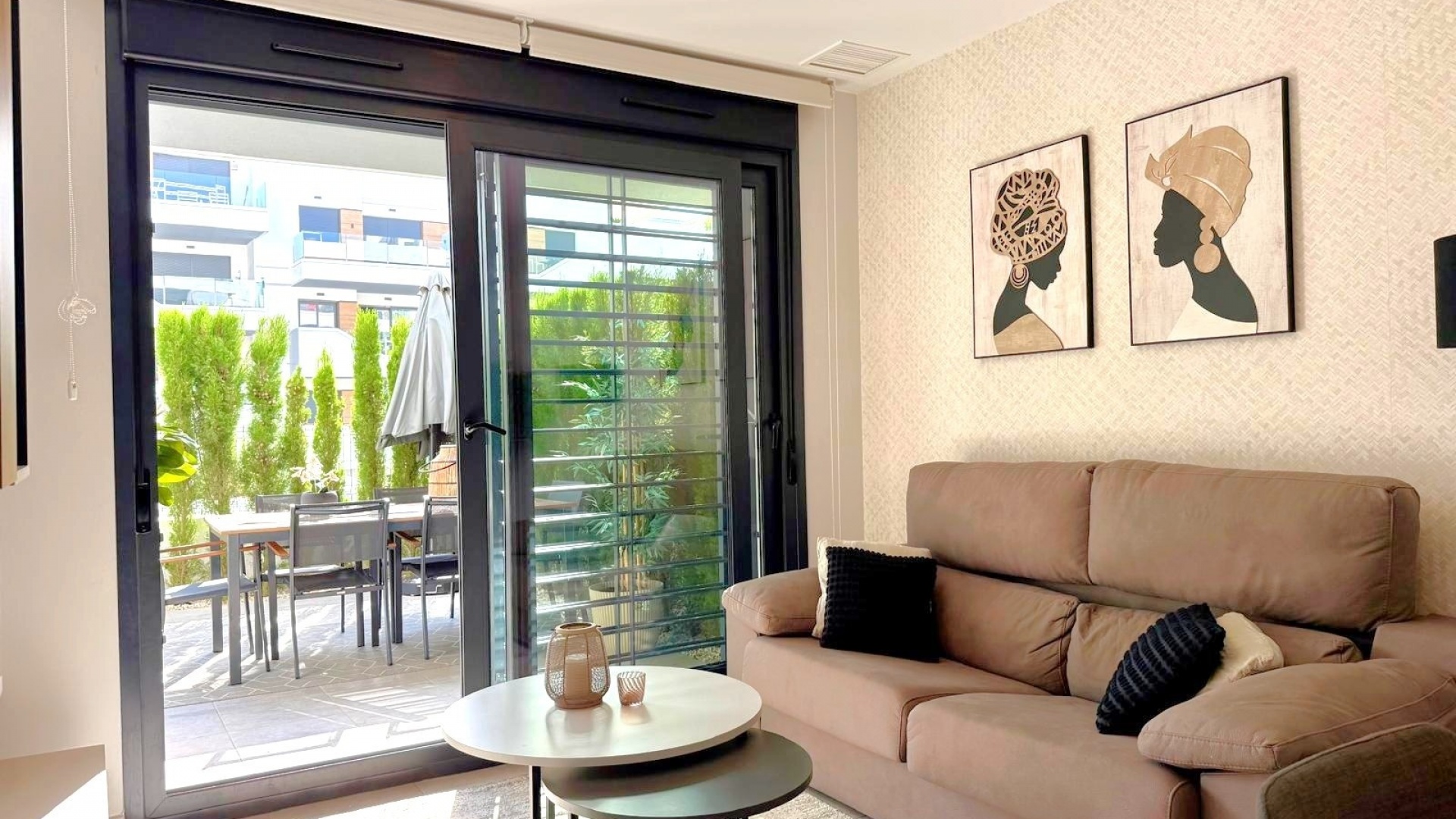 Återförsäljning - Lägenhet - Villamartin - Res. Aire