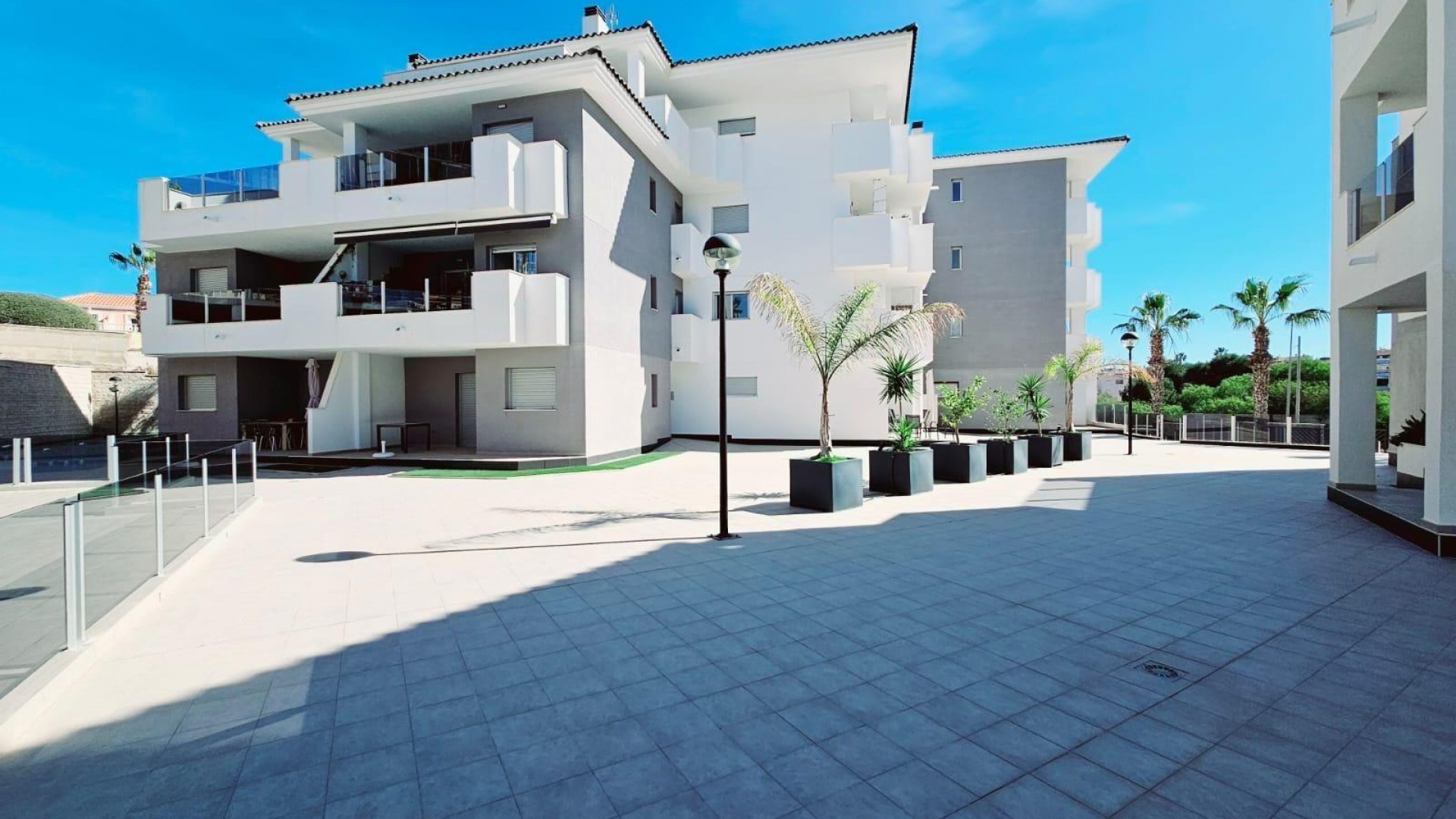 Återförsäljning - Lägenhet - Villamartin - Res. Sungolfbeach