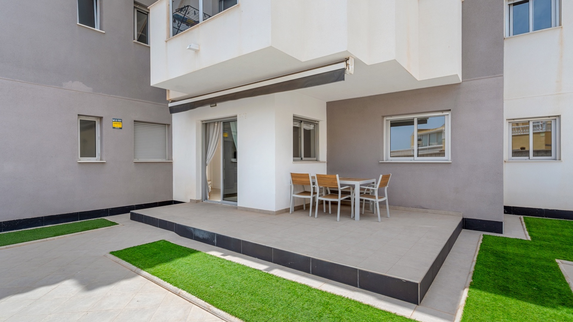 Återförsäljning - Lägenhet - Villamartin - Res. Sungolfbeach