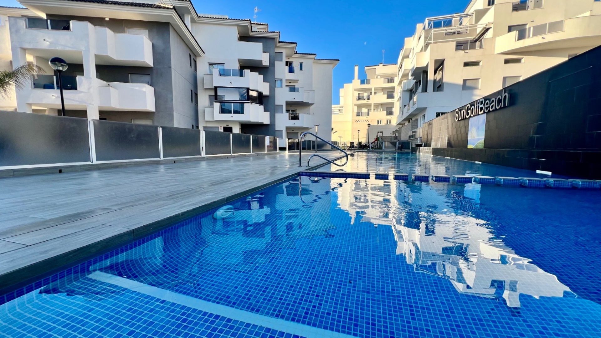 Återförsäljning - Lägenhet - Villamartin - Res. Sungolfbeach