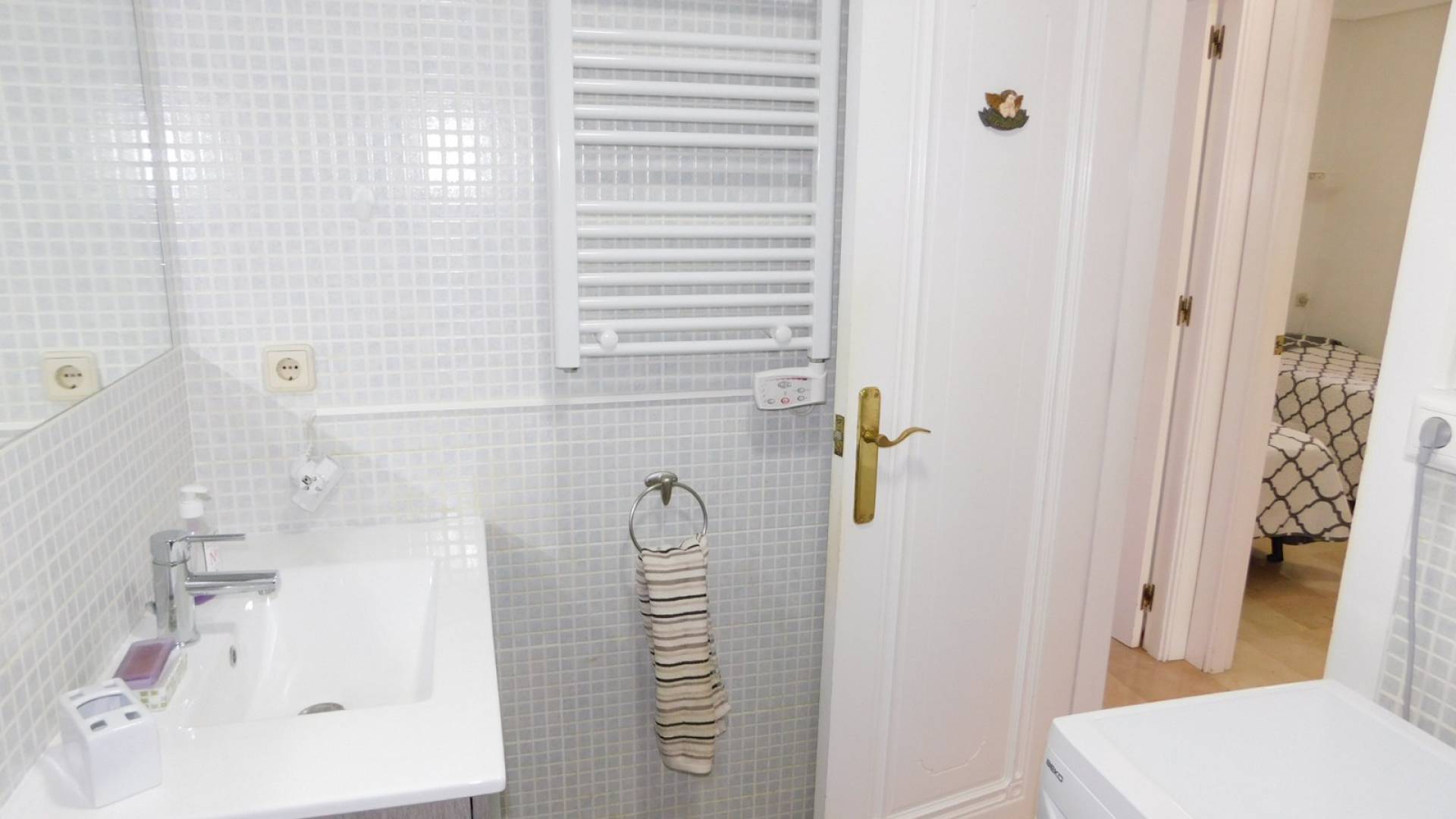 Återförsäljning - Lägenhet - Villamartin - rioja