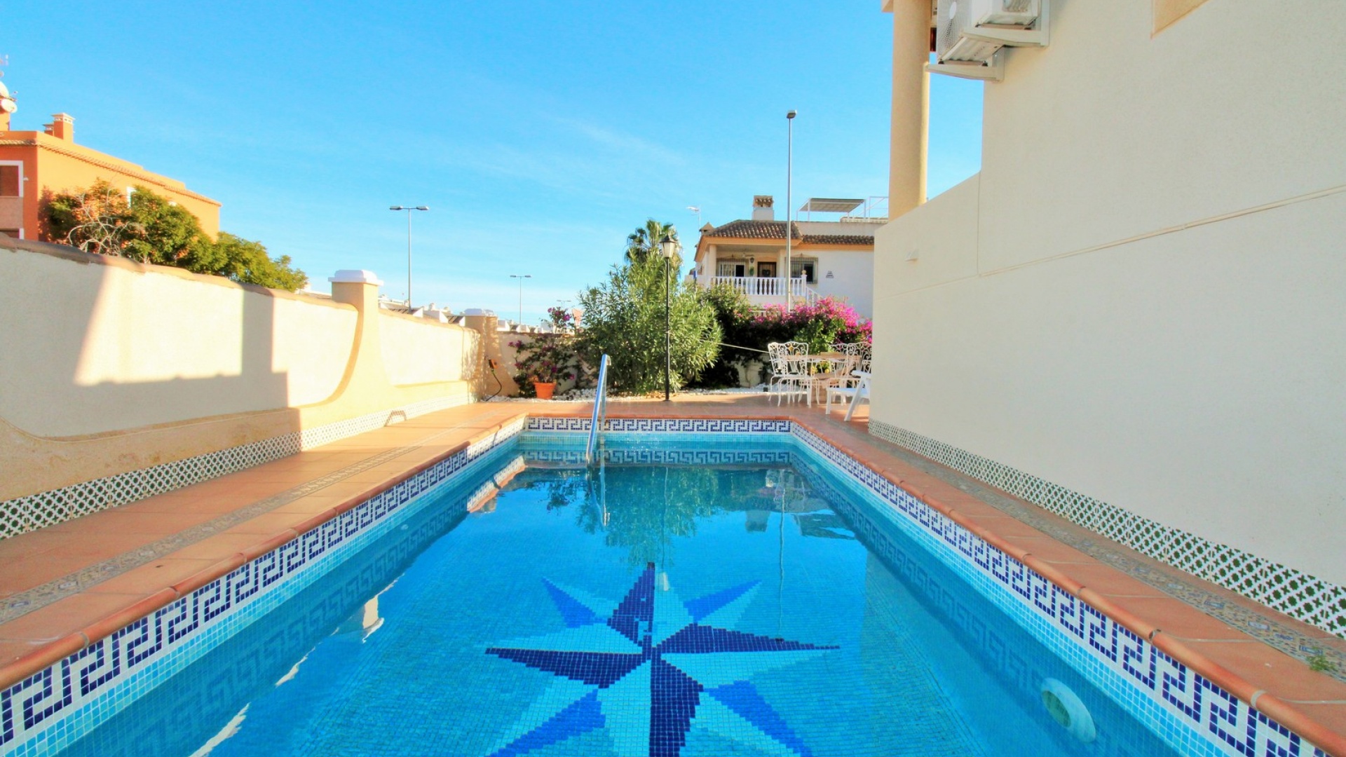 Återförsäljning - Lägenhet - Villamartin