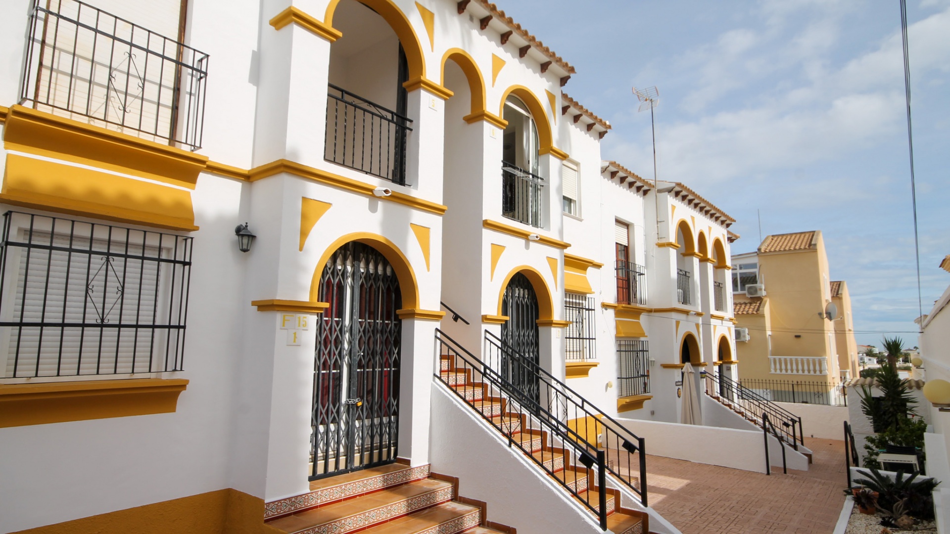 Återförsäljning - Lägenhet - Villamartin