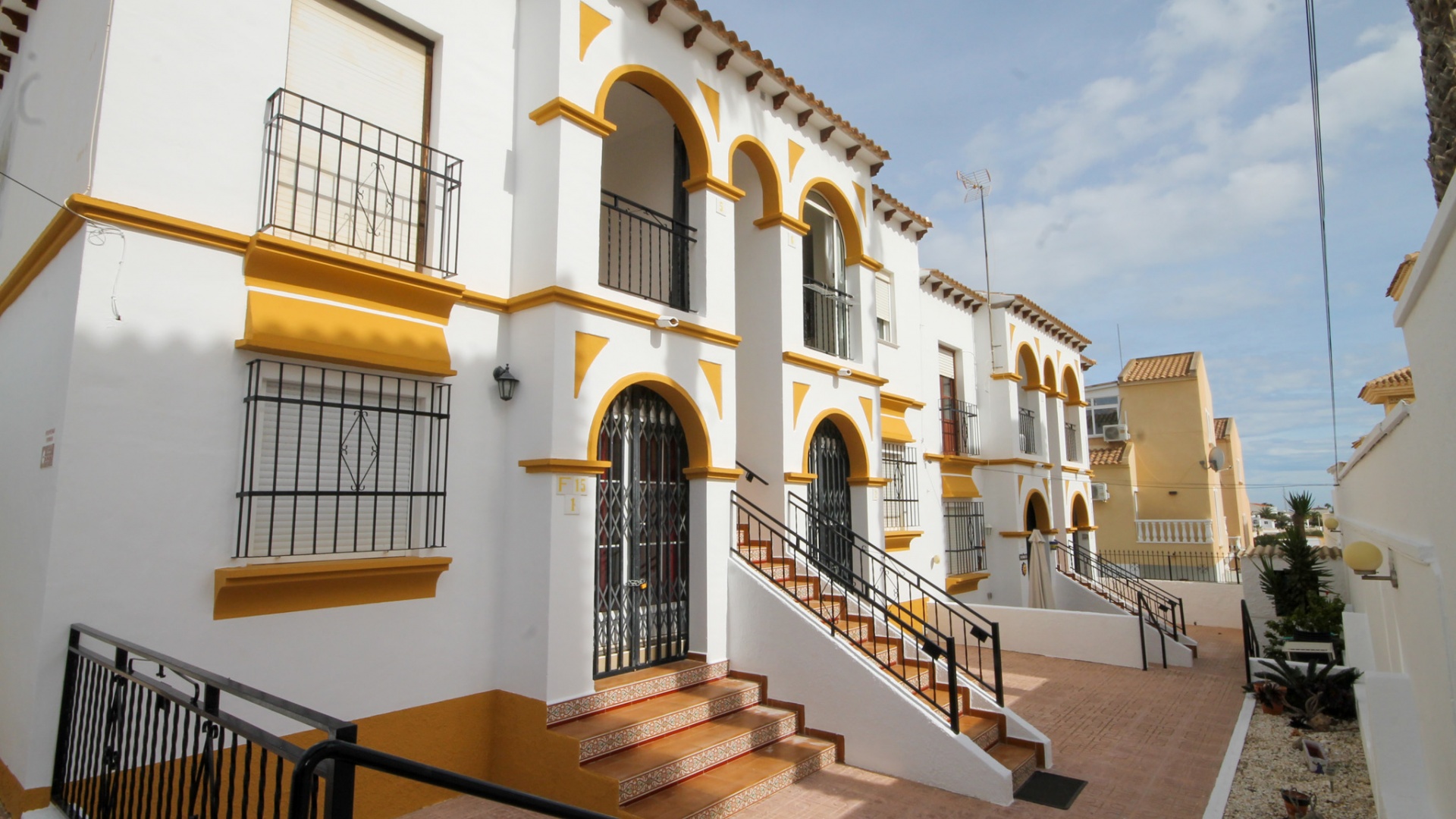 Återförsäljning - Lägenhet - Villamartin