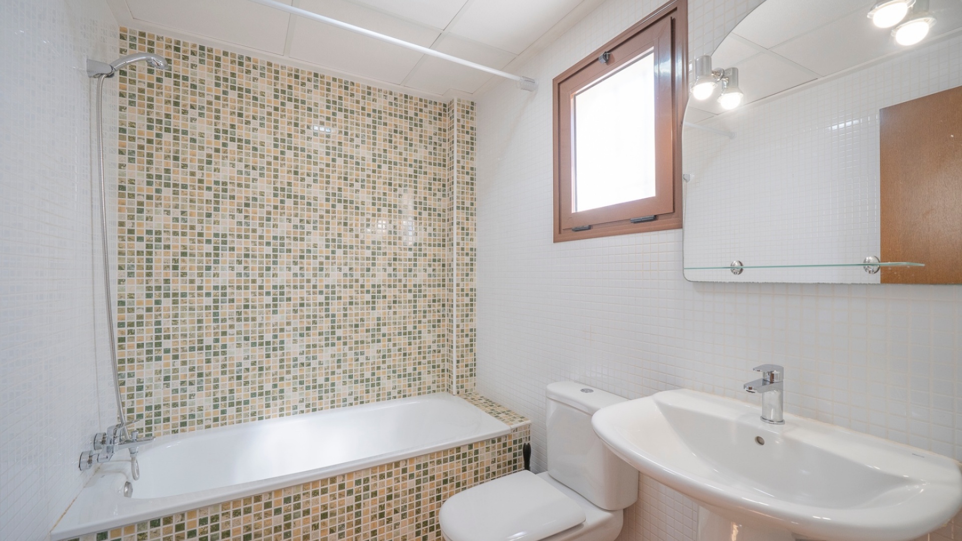 Återförsäljning - Radhus - Algorfa