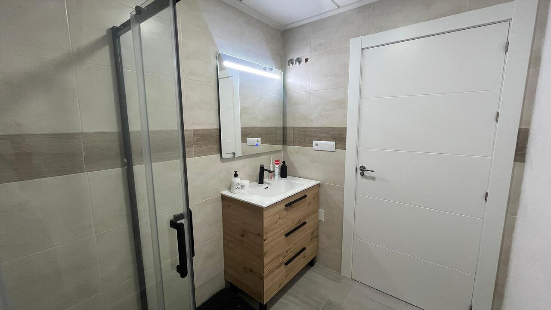 Återförsäljning - Radhus - Algorfa