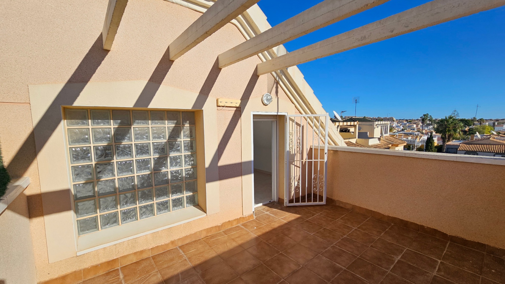 Återförsäljning - Radhus - La Florida  - La Florida