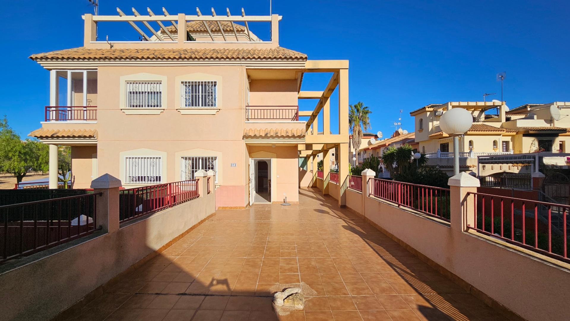 Återförsäljning - Radhus - La Florida  - La Florida