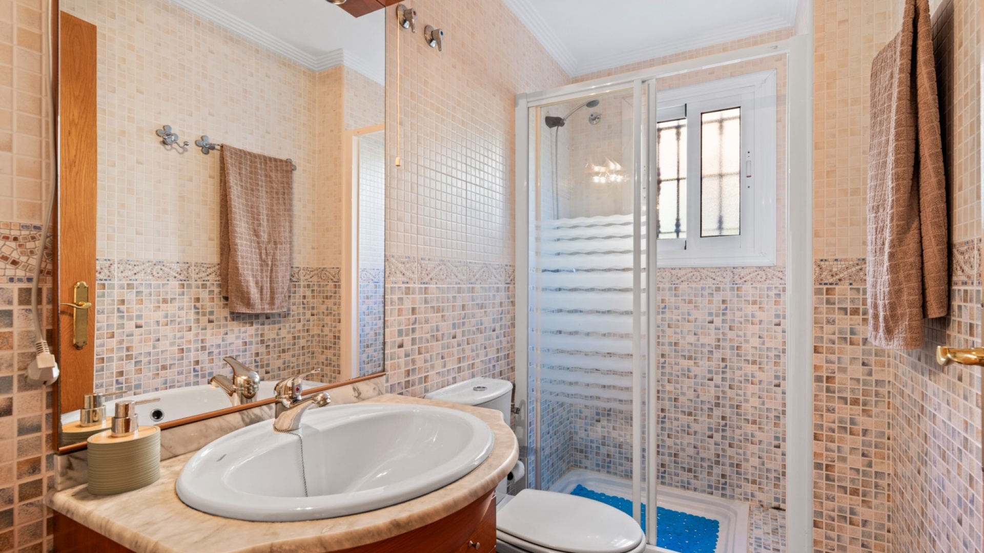 Återförsäljning - Radhus - La Marina