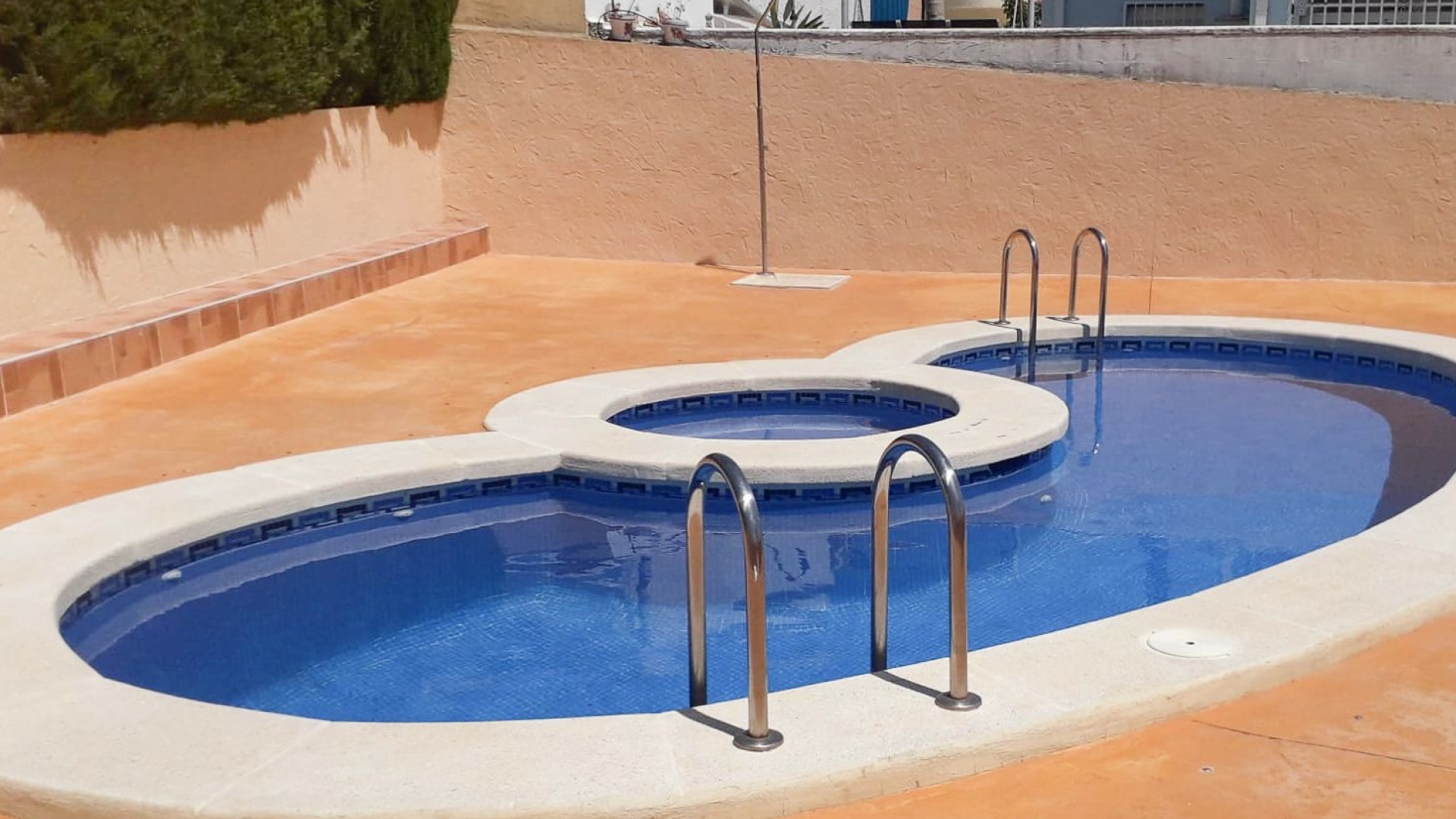 Återförsäljning - Radhus - La Marina