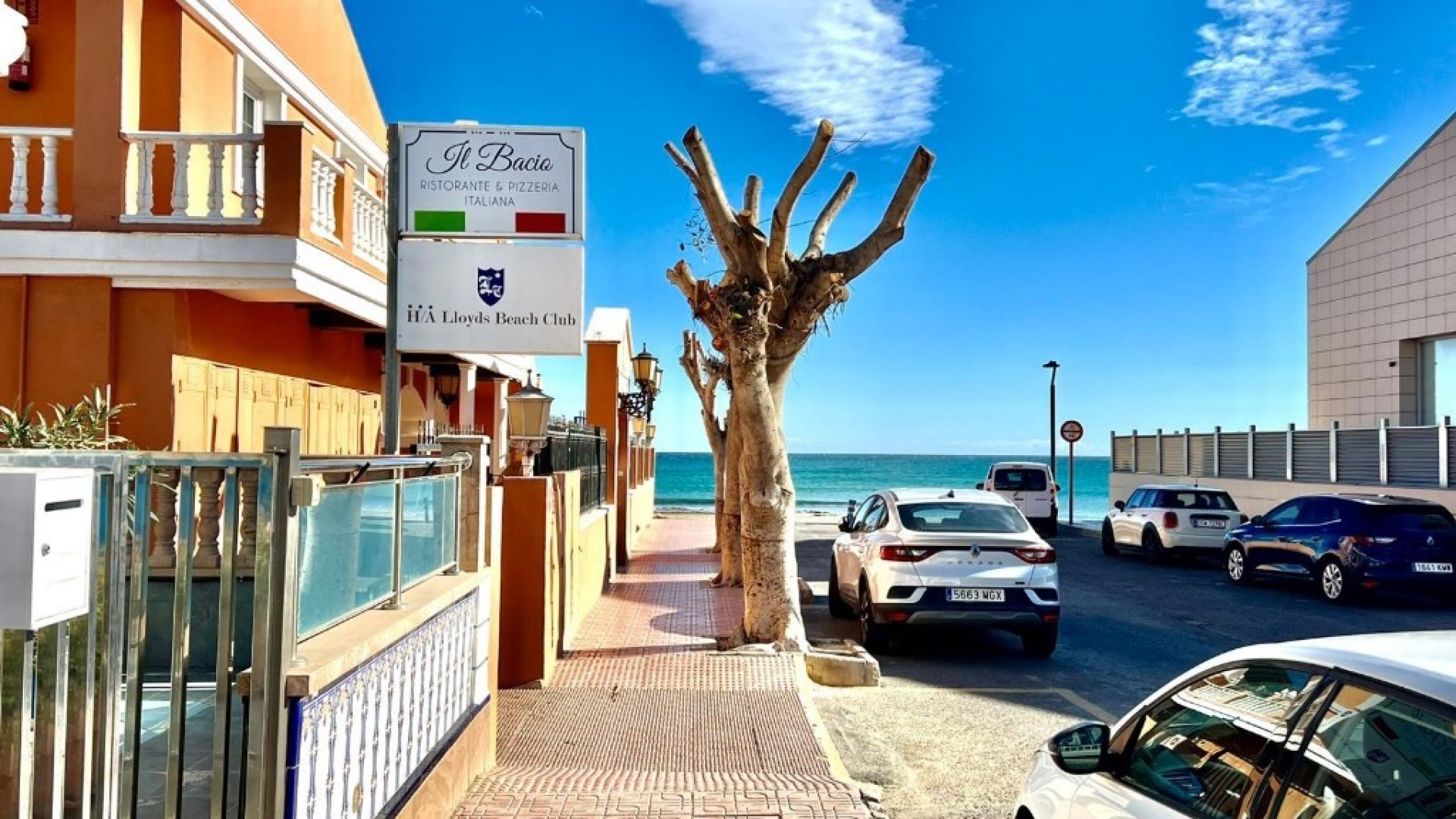 Återförsäljning - Radhus - La Mata