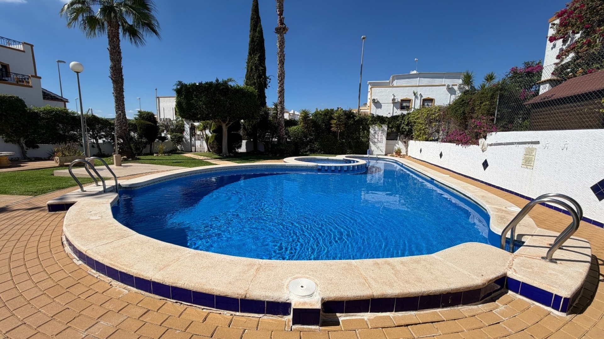 Återförsäljning - Radhus - Orihuela - Entre Naranjos