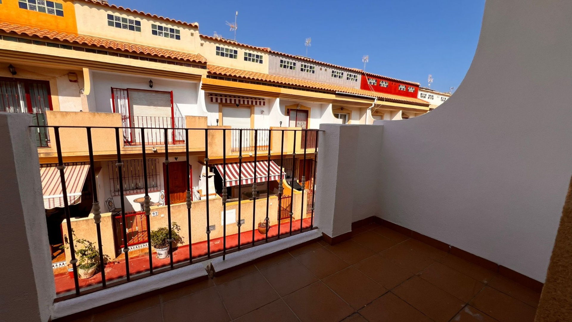 Återförsäljning - Radhus - Playa Flamenca - amapolas