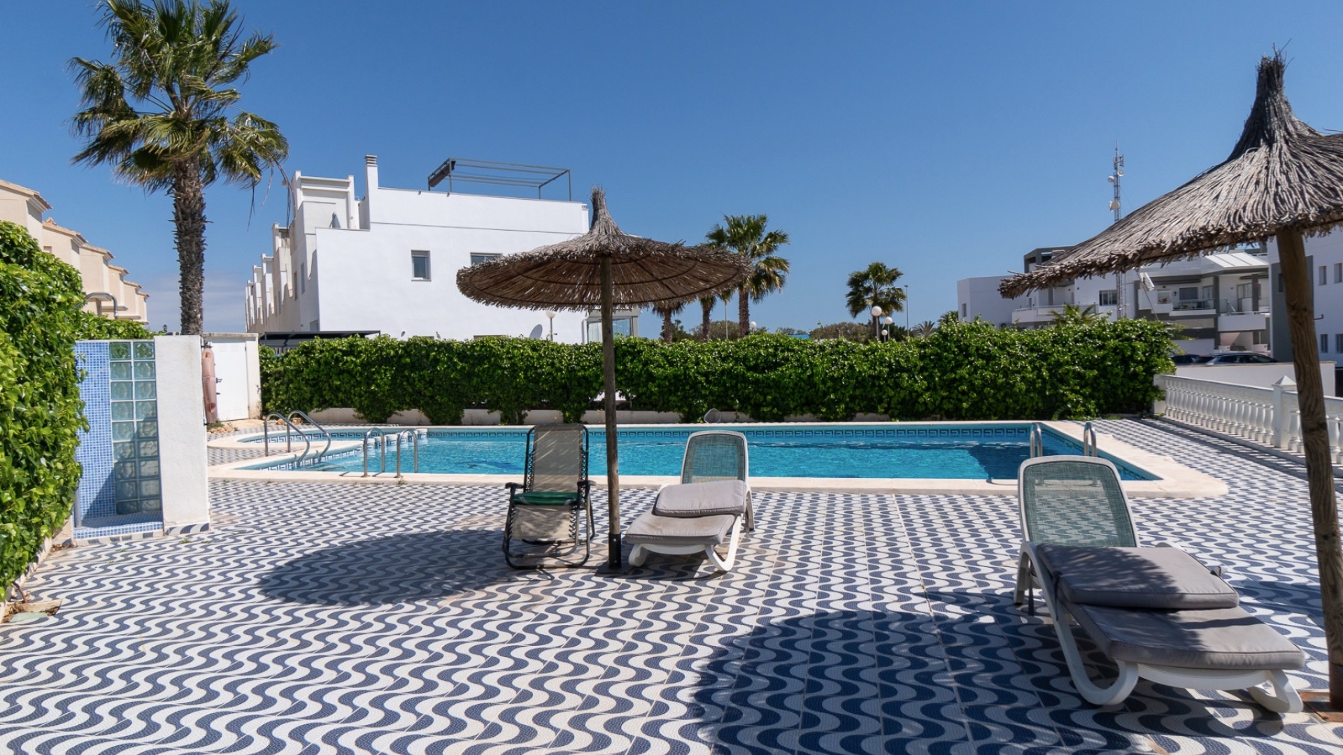 Återförsäljning - Radhus - Playa Flamenca - las chismosas
