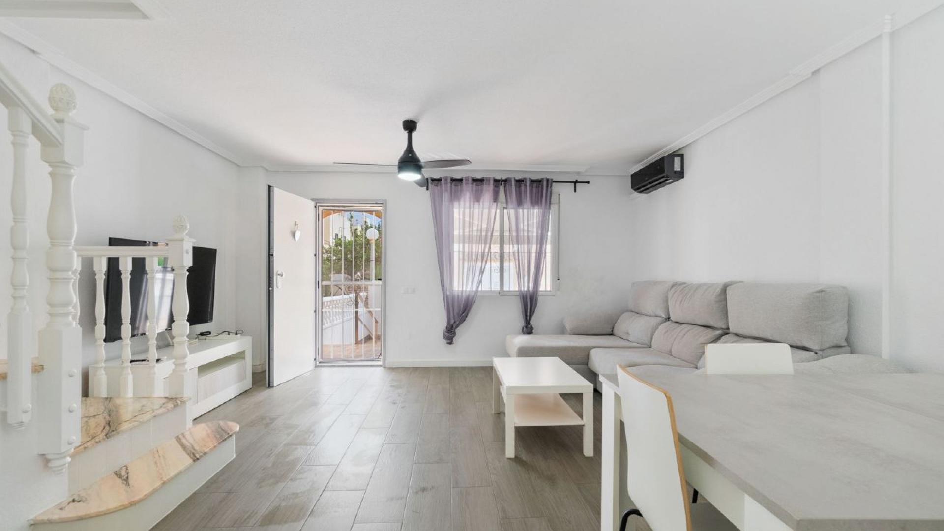 Återförsäljning - Radhus - Playa Flamenca - Res Laguna