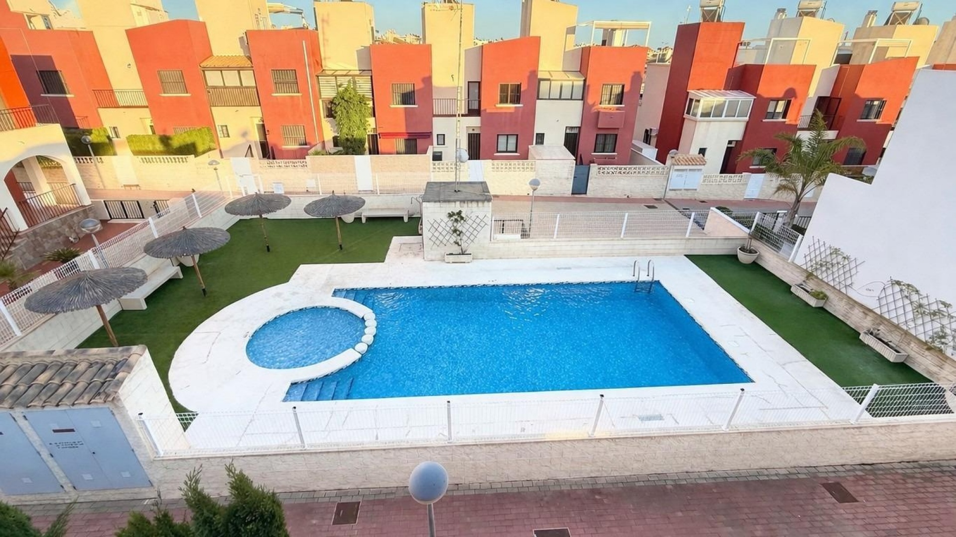 Återförsäljning - Radhus - Torrevieja - Aguas Nuevas