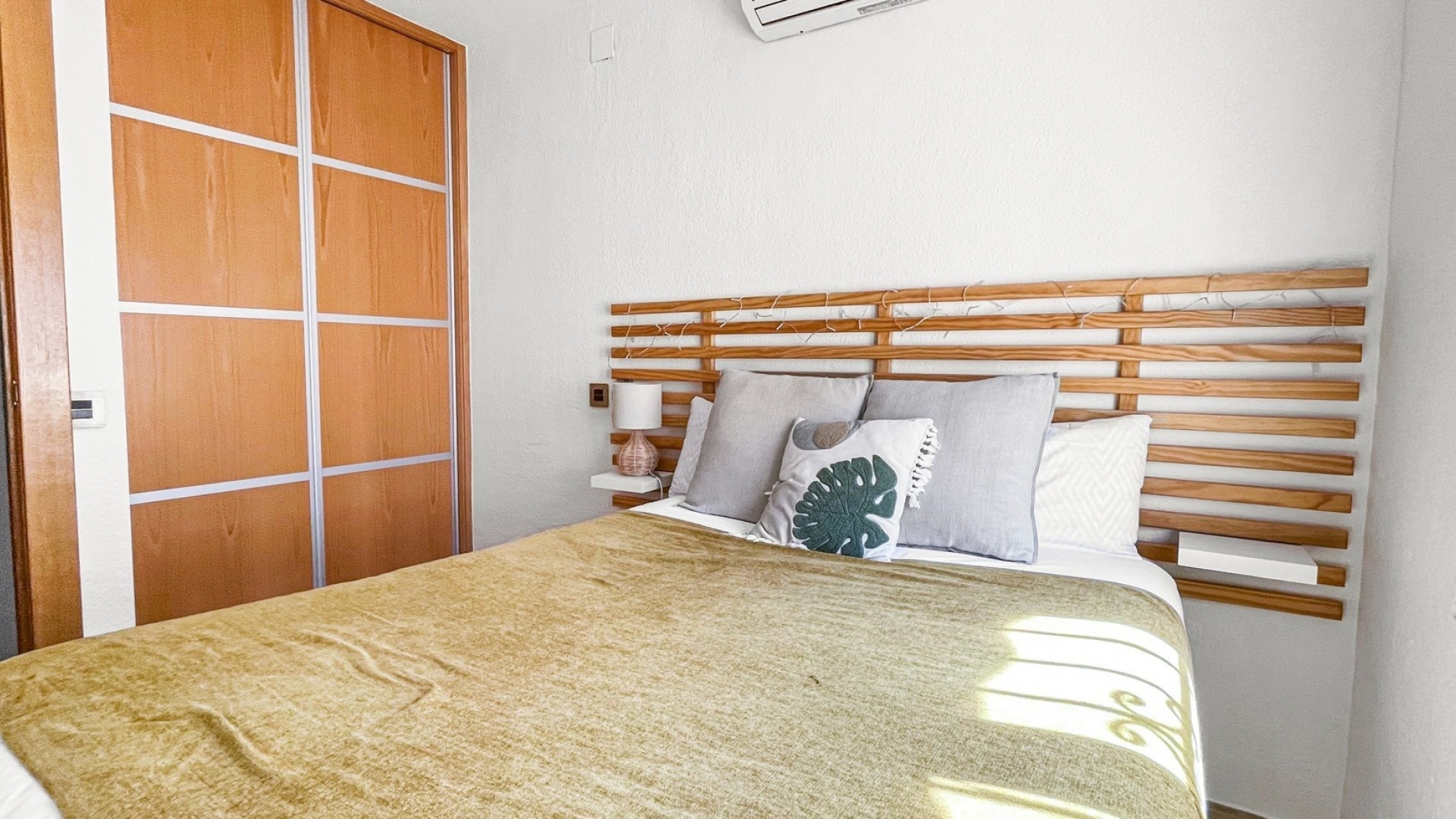 Återförsäljning - Radhus - Torrevieja - Los balcones