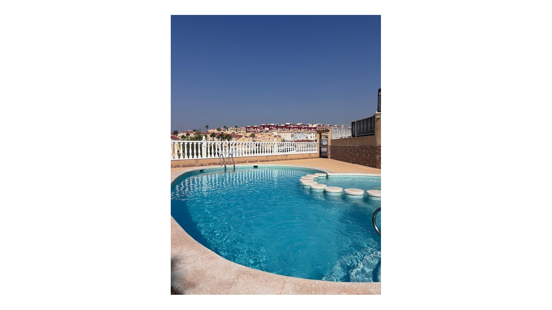 Återförsäljning - Radhus - Villamartin - la andaluza